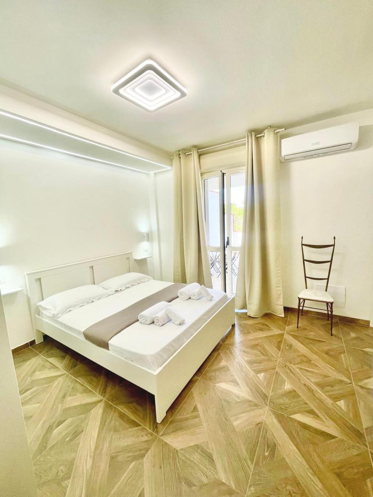 Bed & Breakfast 24